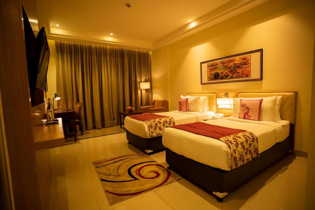 Royal Orchid Central, Shimoga Εξωτερικό φωτογραφία