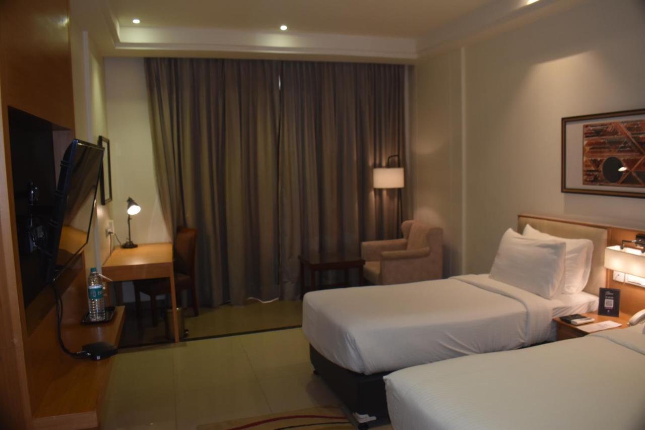 Royal Orchid Central, Shimoga Εξωτερικό φωτογραφία