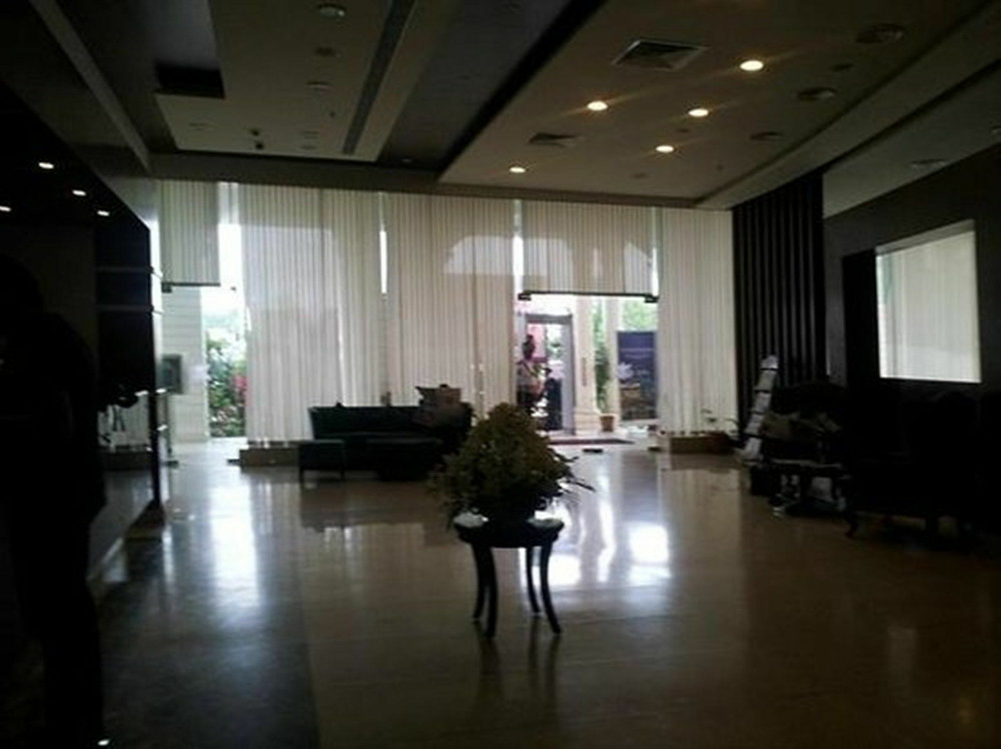 Royal Orchid Central, Shimoga Εξωτερικό φωτογραφία